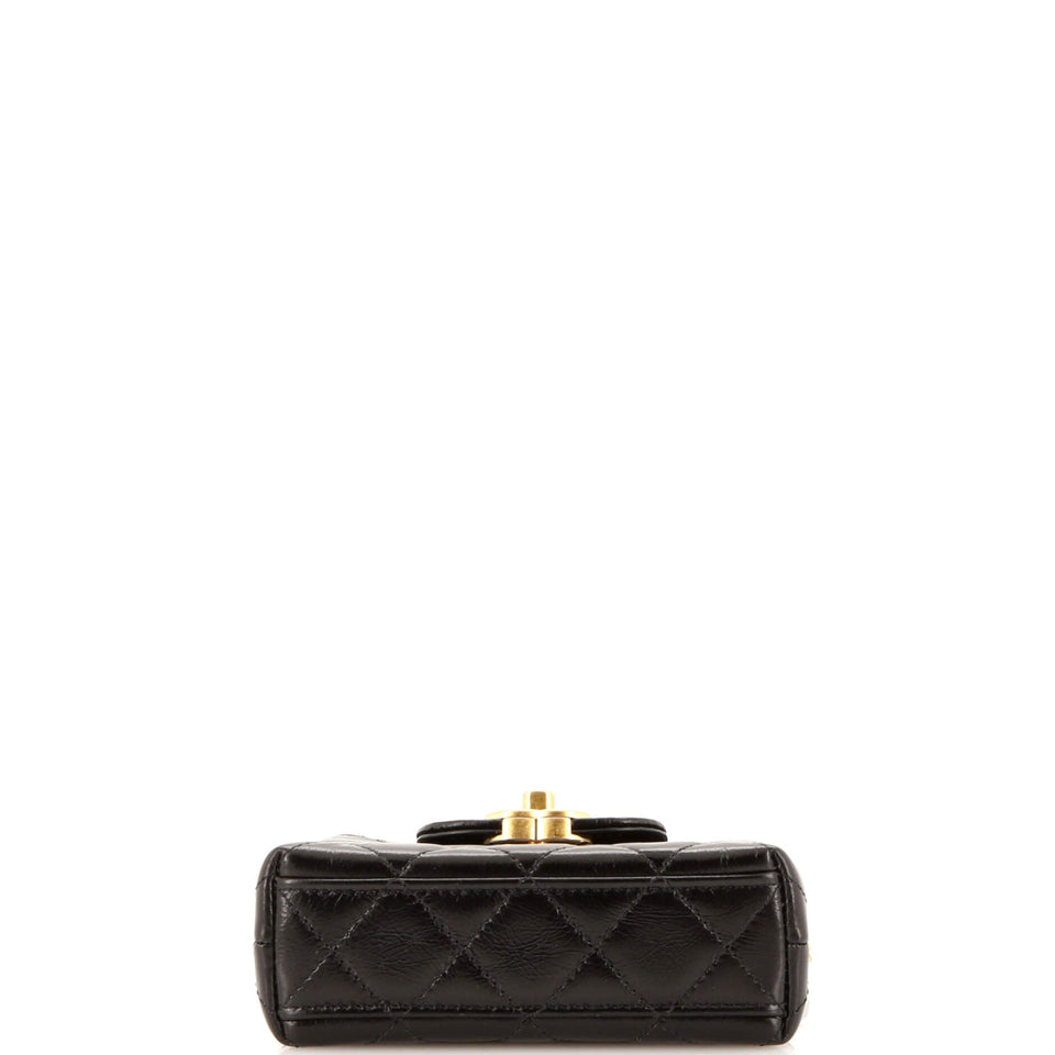 Kelly Top Handle Clutch with Chain Quilted Shiny Aged Calfskin