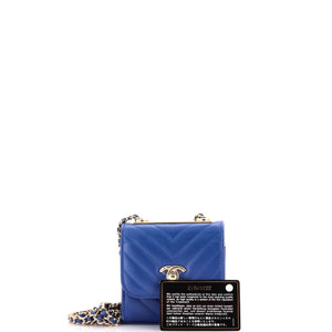 Trendy CC Clutch with Chain Chevron Lambskin Small