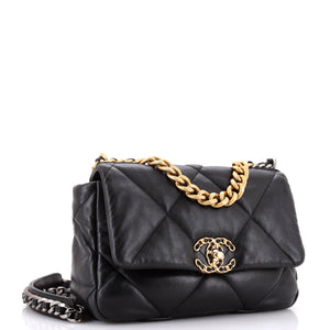 19 Flap Bag Quilted Leather Medium