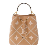 Louis Vuitton Néonoé  Leather Clutch Bag