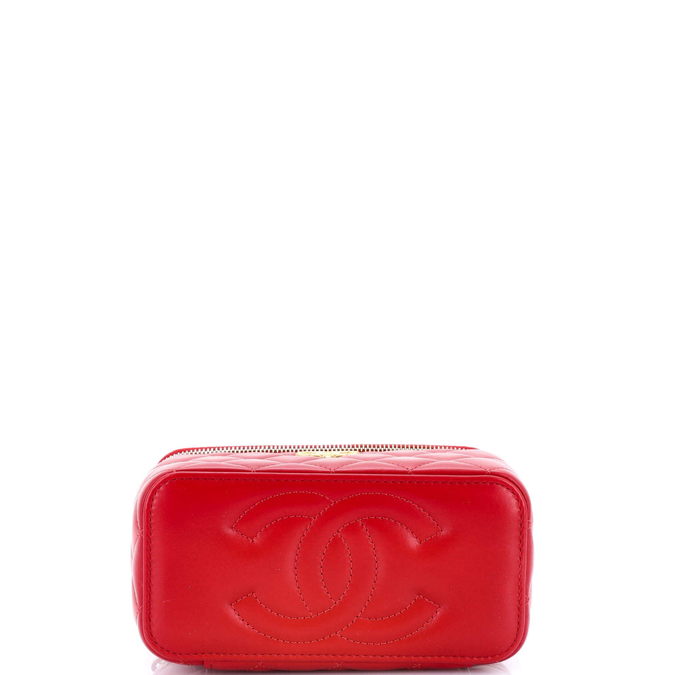 All Slide Long Vanity Case with Chain Quilted Lambskin Small