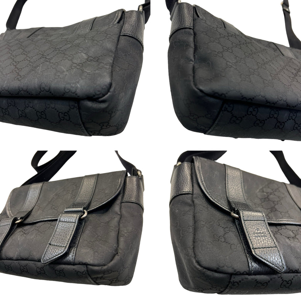 Crossbody Luxury Designer By Gucci  Size: Medium