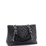 Grand Shopping Tote Quilted Caviar