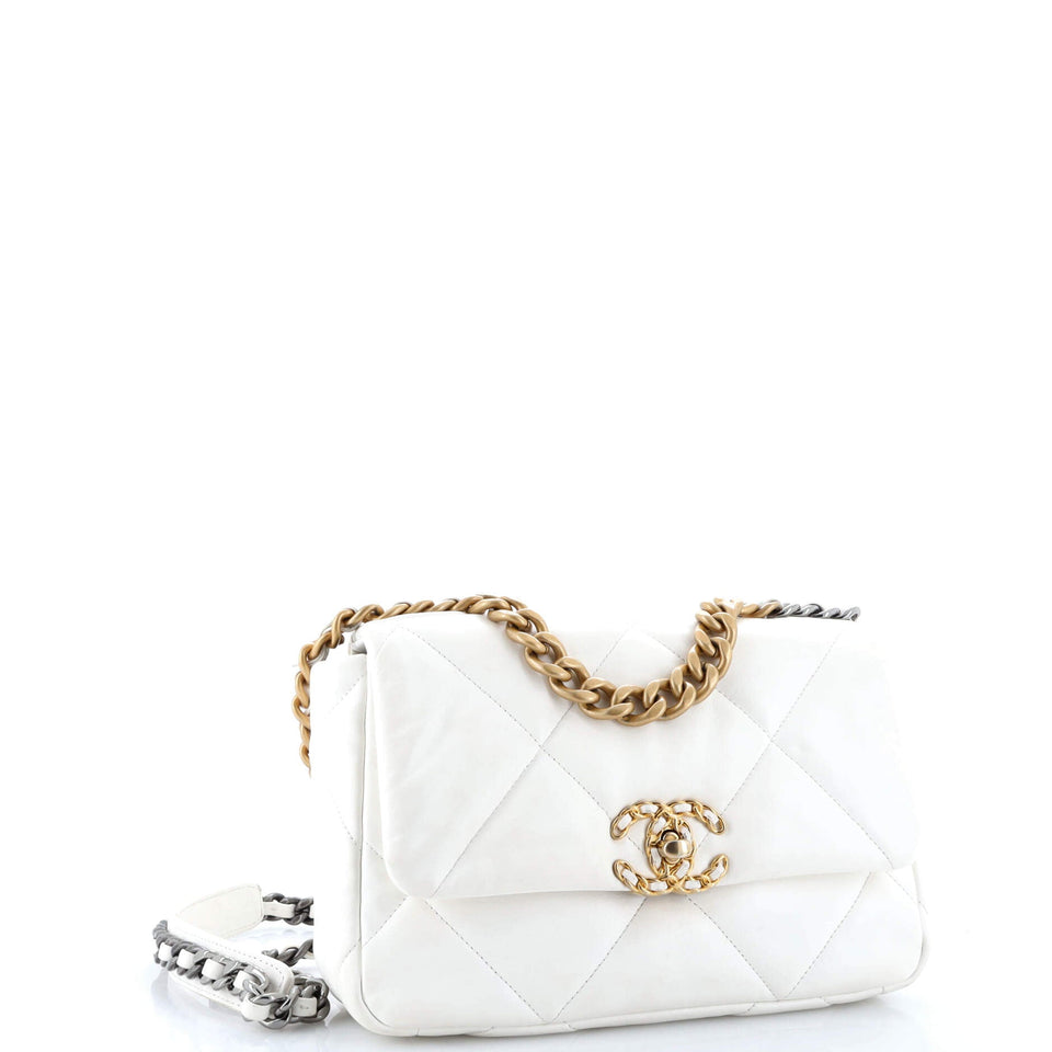 19 Flap Bag Quilted Leather Medium