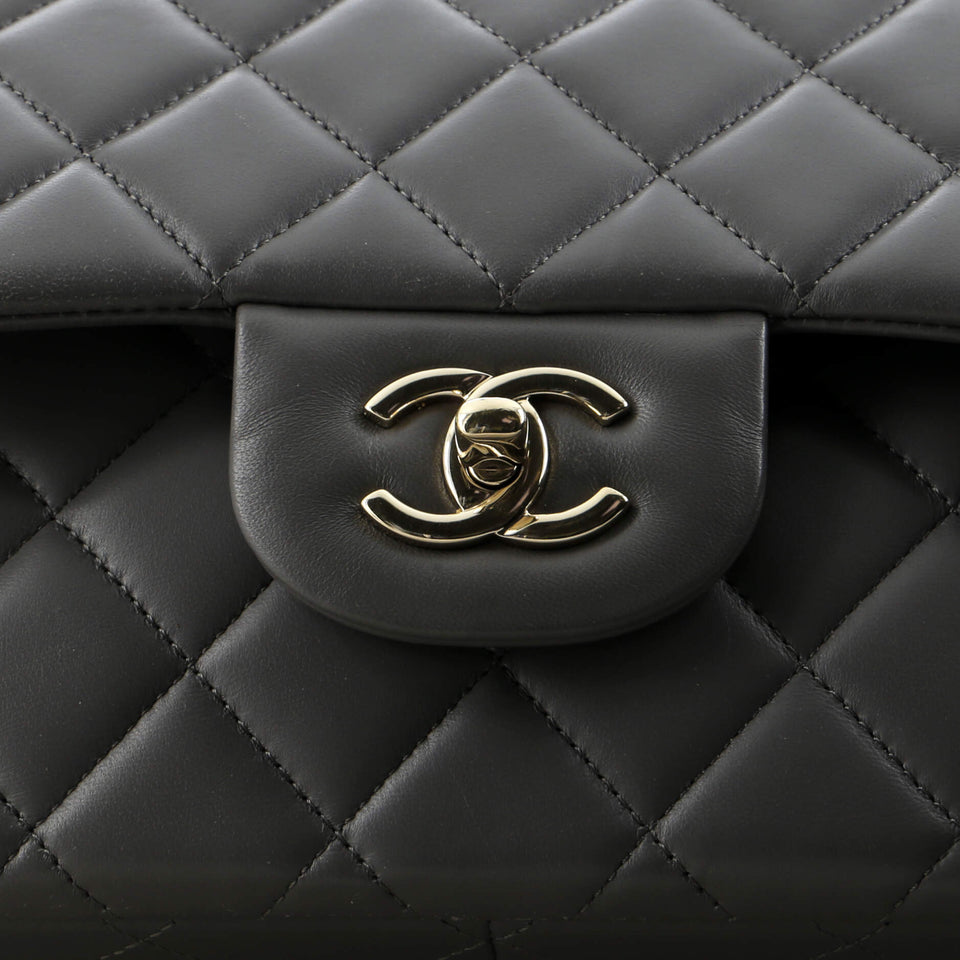 Classic Double Flap Bag Quilted Lambskin Jumbo