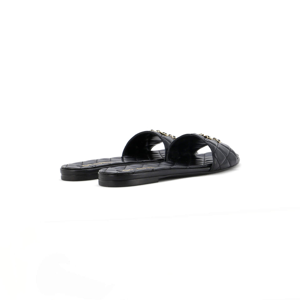 Women's CC Slide Sandals Quilted Lambskin