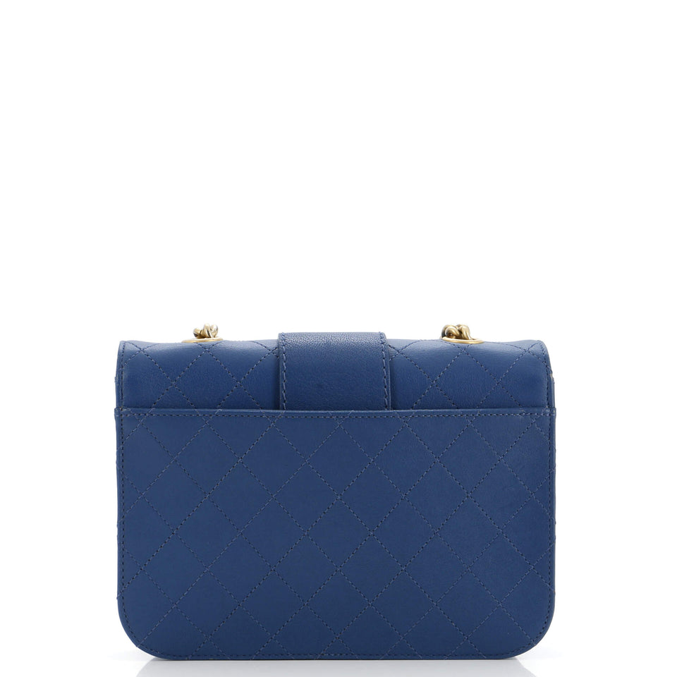 Front Chain Flap Bag Quilted Sheepskin Medium