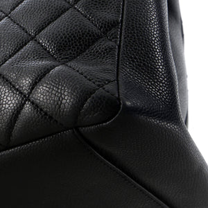 Grand Shopping Tote Quilted Caviar