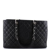 Grand Shopping Tote Quilted Caviar XL