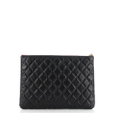 O Case Clutch Quilted Caviar Medium