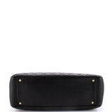 Grand Shopping Tote Quilted Caviar XL