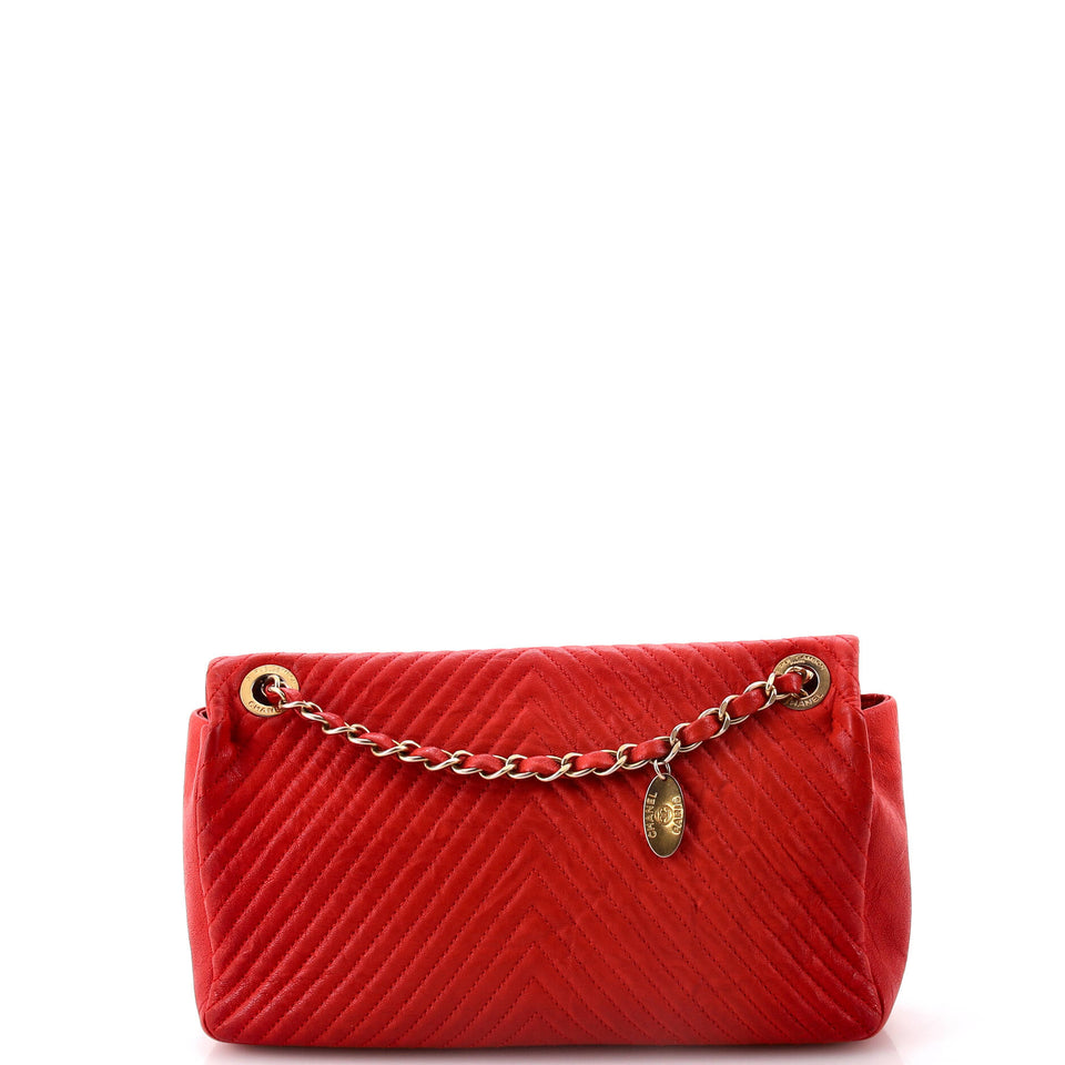 Medallion Charm Flap Bag Chevron Wrinkled Lambskin Medium