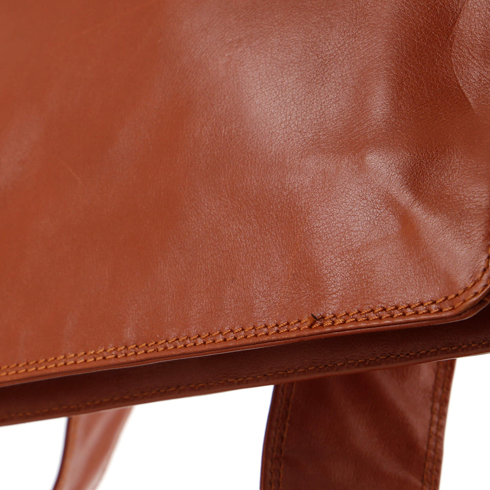 Vintage CC Messenger Bag Leather Medium