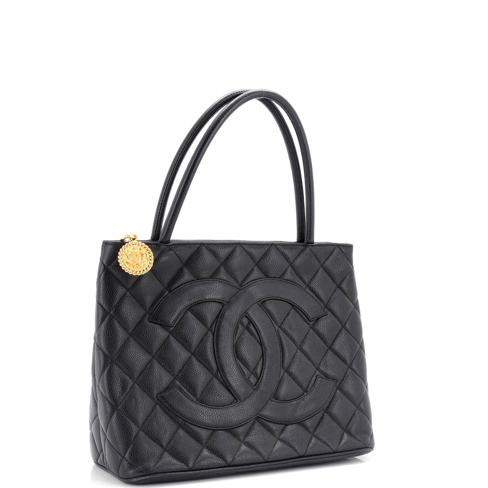 Medallion Tote Quilted Caviar