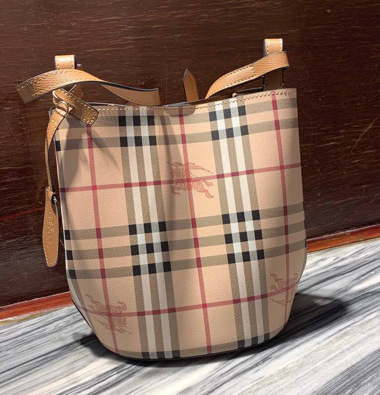 Burberry Bags - Bagsattire   183