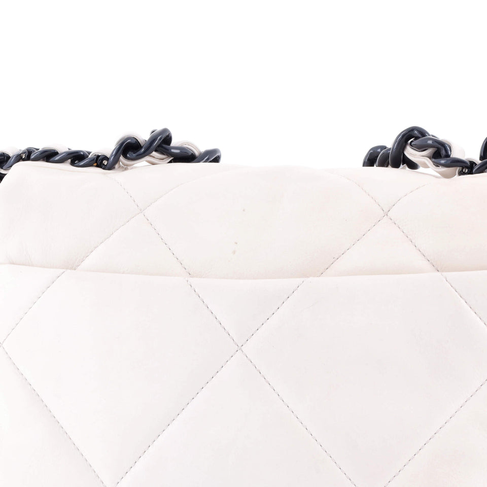 19 Flap Bag Quilted Glossy Calfskin Medium