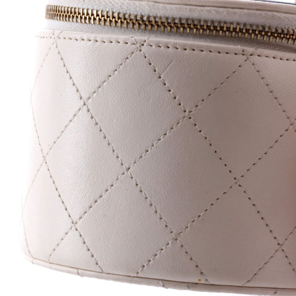 CC Round Vanity Case with Chain Quilted Lambskin Mini