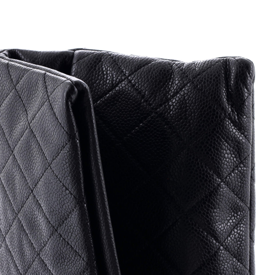Beauty CC Clutch Quilted Caviar