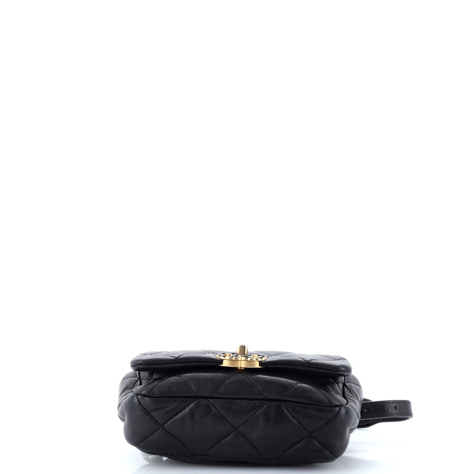 19 Belt Bag Quilted Leather