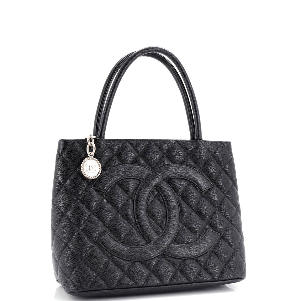 Medallion Tote Quilted Caviar