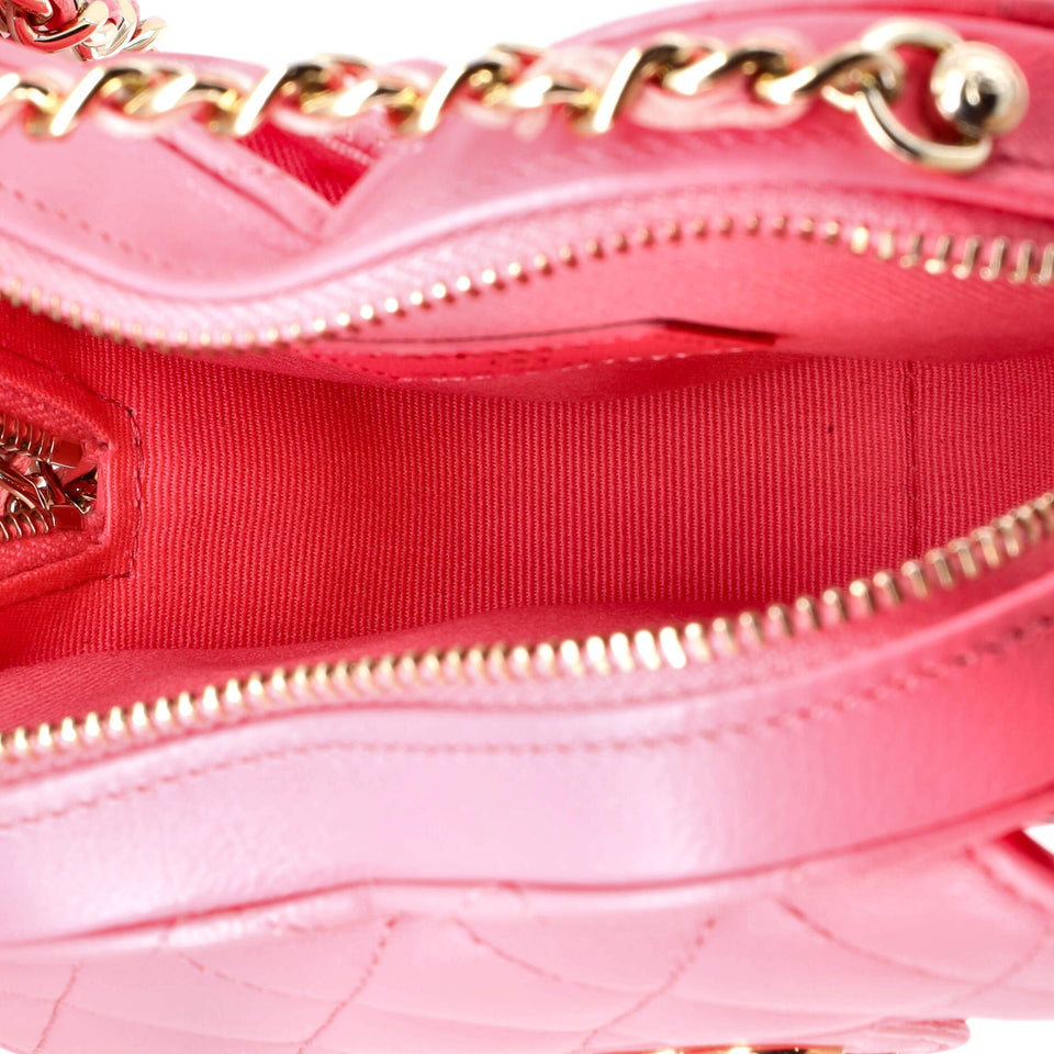 CC in Love Heart Clutch with Chain Quilted Lambskin