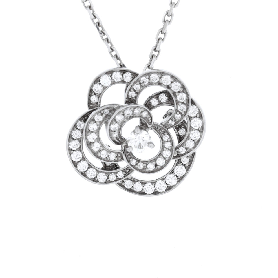 Fil de Camelia Flower Pendant Necklace 18K White Gold and Diamonds Large