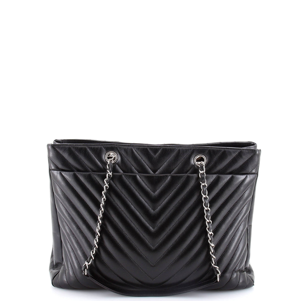 Classic CC Shopping Tote Chevron Caviar Large