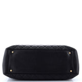 Grand Shopping Tote Quilted Caviar XL