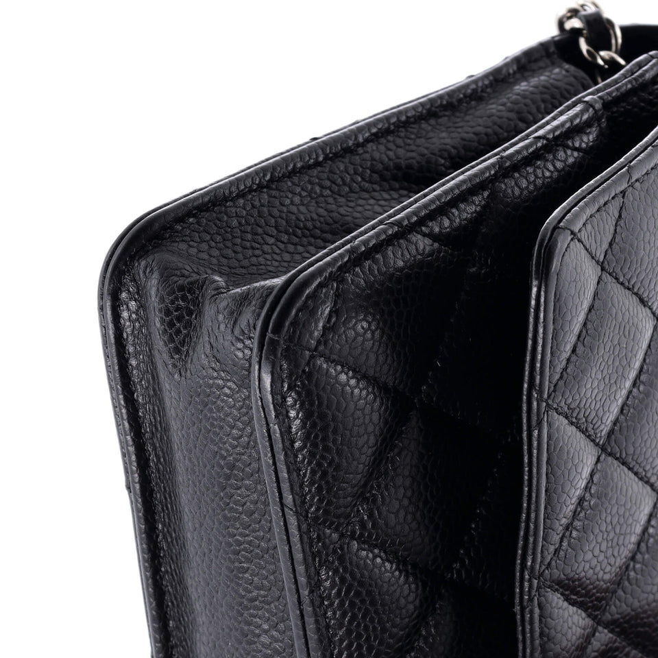 Wallet on Chain Quilted Caviar