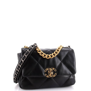 19 Flap Bag Quilted Leather Medium