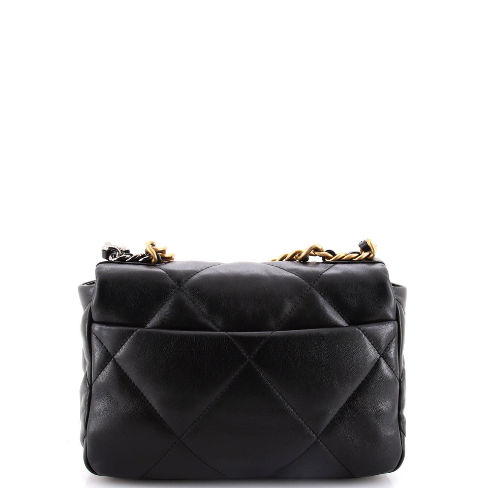 19 Flap Bag Quilted Leather Medium