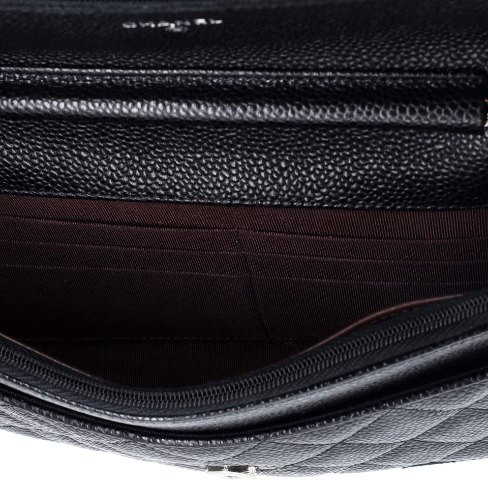Wallet on Chain Quilted Caviar