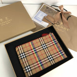 Burberry Bags - Bagsattire   243