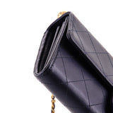 Chic Pearls Clutch with Chain Quilted Goatskin