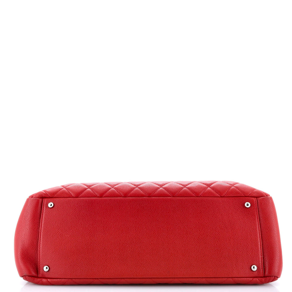 Grand Shopping Tote Quilted Caviar XL