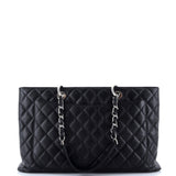 Grand Shopping Tote Quilted Caviar XL
