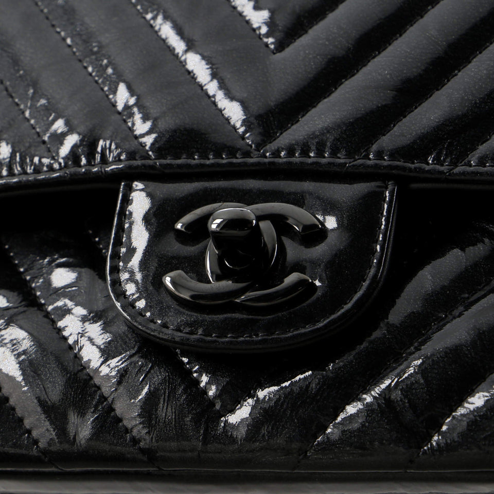 So Black Classic Double Flap Bag Chevron Crinkled Patent Medium