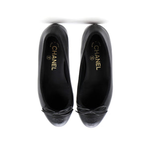 Women's CC Cap Toe Bow Ballerina Flats Leather