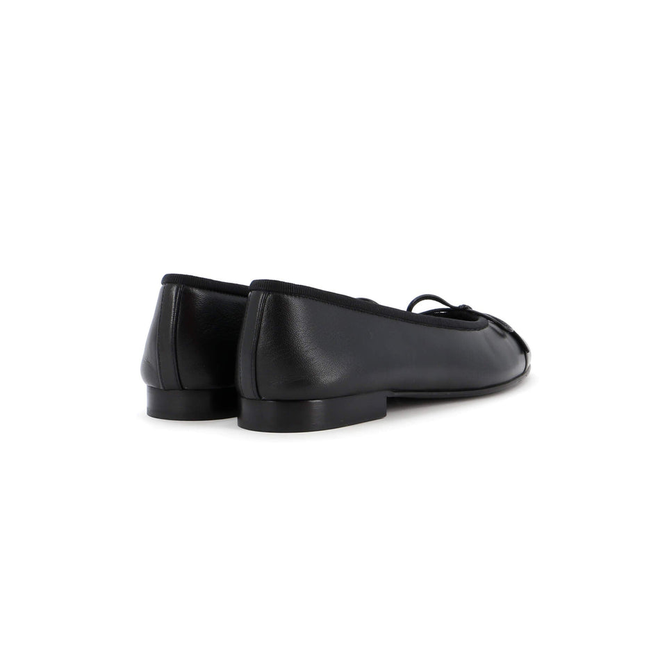 Women's CC Cap Toe Bow Ballerina Flats Leather