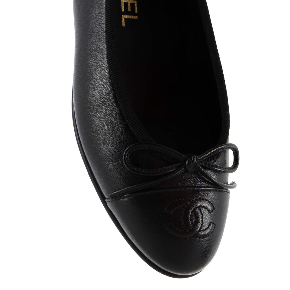 Women's CC Cap Toe Bow Ballerina Flats Leather