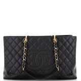 Grand Shopping Tote Quilted Caviar XL