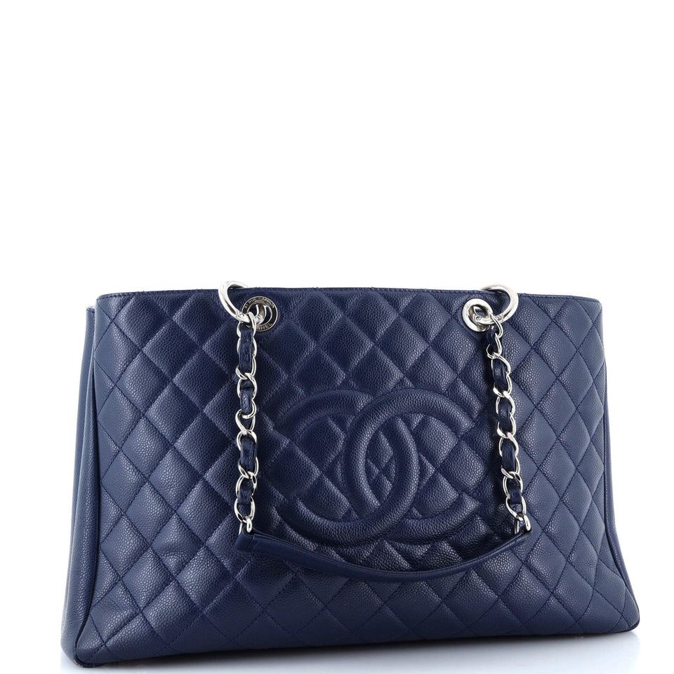 Grand Shopping Tote Quilted Caviar XL