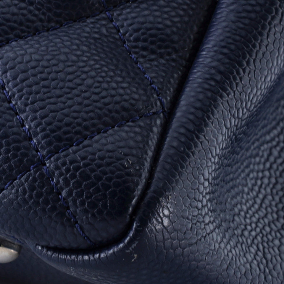 Grand Shopping Tote Quilted Caviar XL