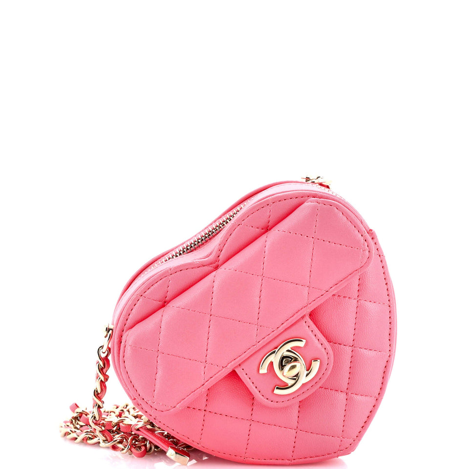 CC in Love Heart Clutch with Chain Quilted Lambskin