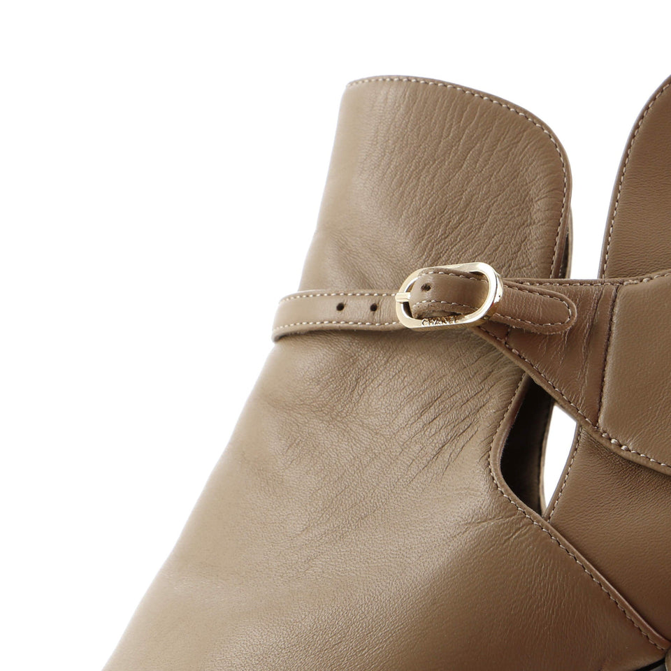Women's Logo Cap Toe Short Ankle Boots Leather with Velvet
