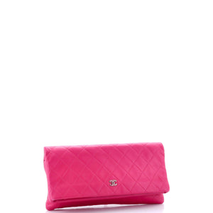 Beauty CC Clutch Quilted Lambskin