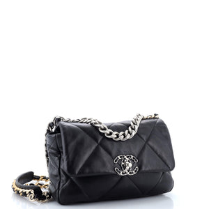 19 Flap Bag Quilted Leather Medium