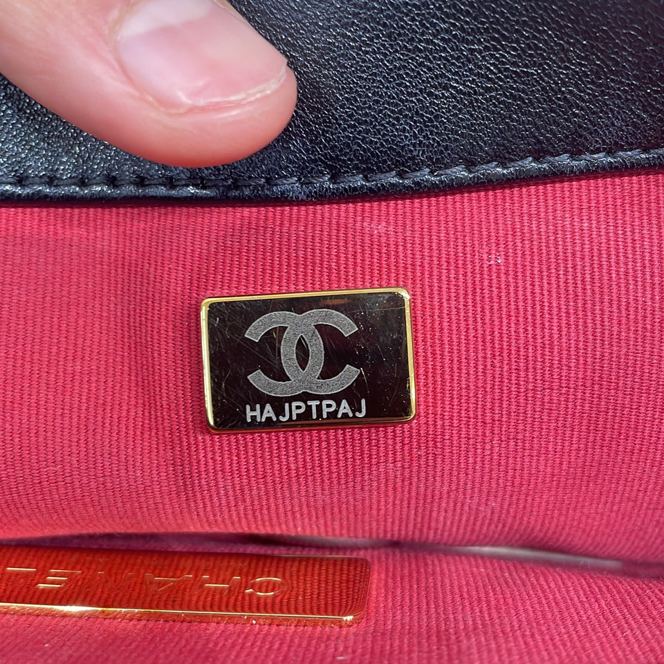 19 Flap Bag Quilted Leather Medium