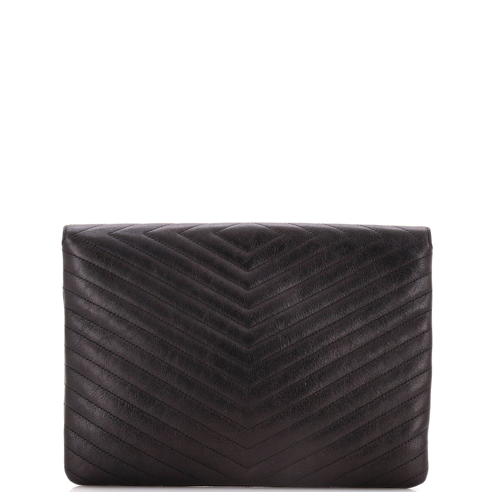 Statement Pouch Chevron Caviar Large