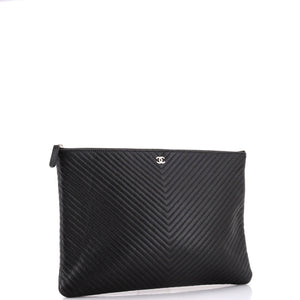 O Case Clutch Chevron Caviar Large